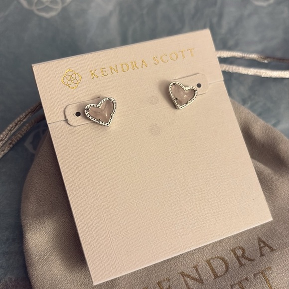 Kendra Scott Silver Tone Ari heart earrings - Picture 4 of 8